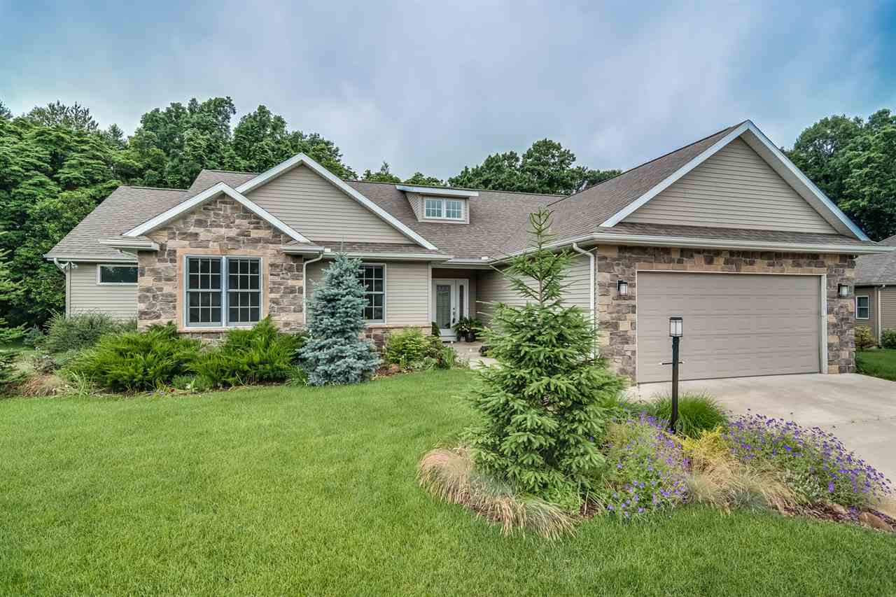 21895 Locust Bend Ct, South Bend, IN 46628 photo 2