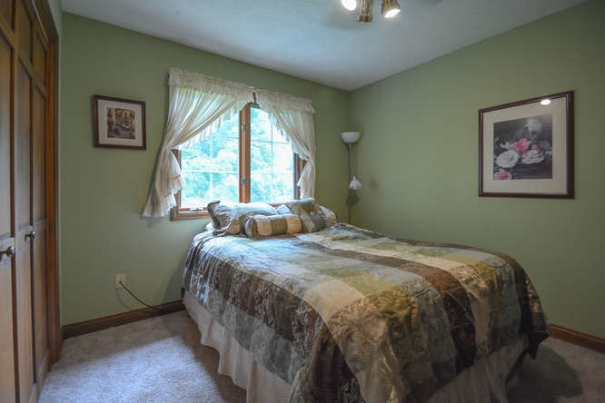 1044 E Jennifer Dr, Bloomington, IN 47401 photo 22