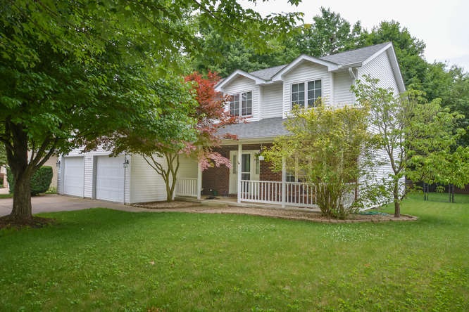 1044 E Jennifer Dr, Bloomington, IN 47401 photo 1