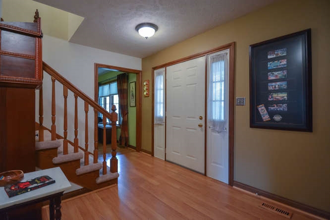 1044 E Jennifer Dr, Bloomington, IN 47401 photo 4