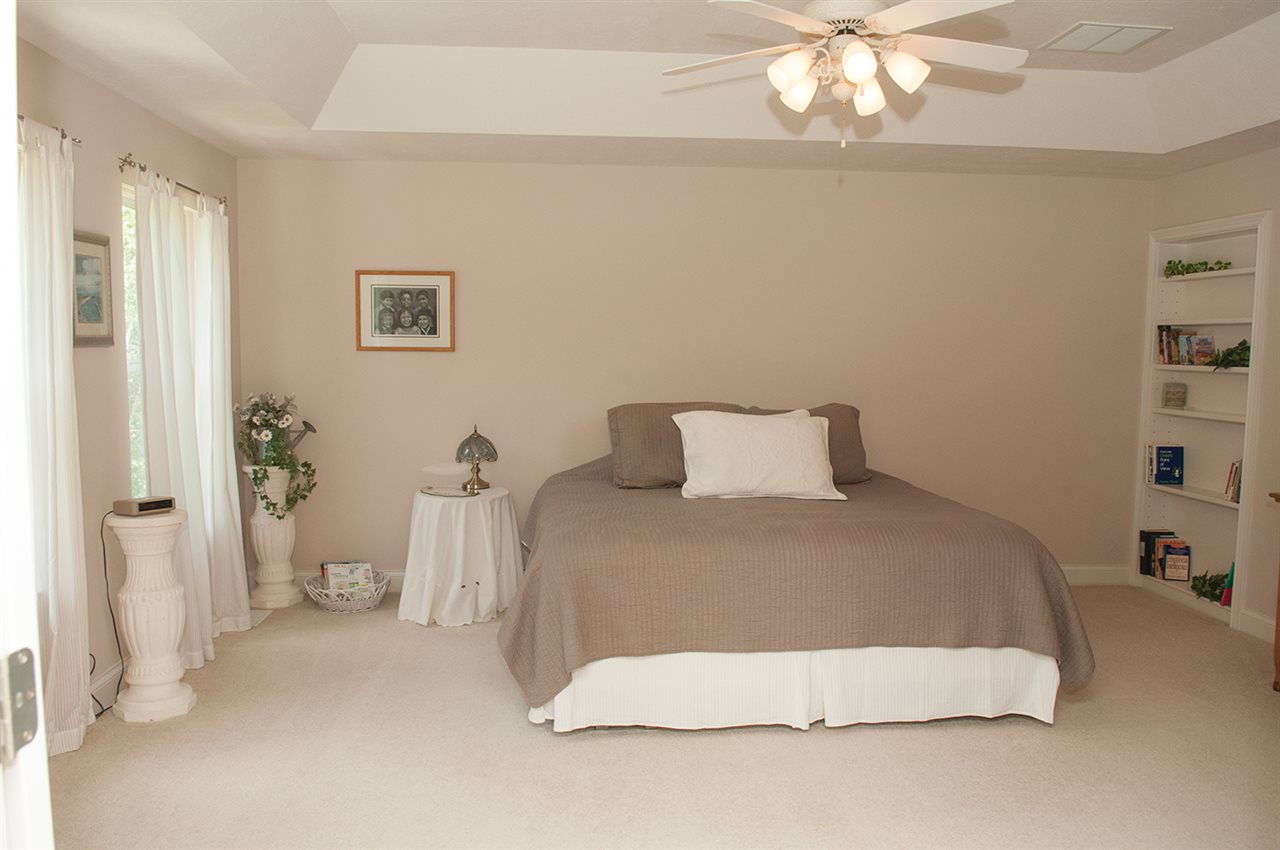 4094 Farmstead Ln, West Lafayette, IN 47906 photo 12