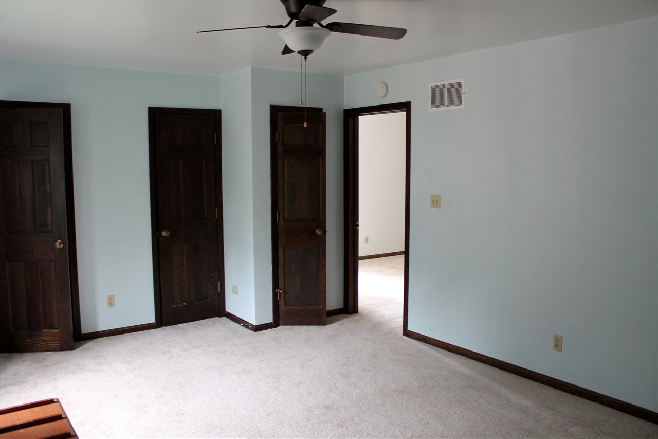 1434 Garland Cir, South Bend, IN 46614 photo 13