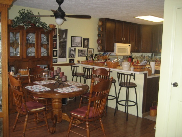 1187 E Commons Dr, Bloomington, IN 47401 photo 9