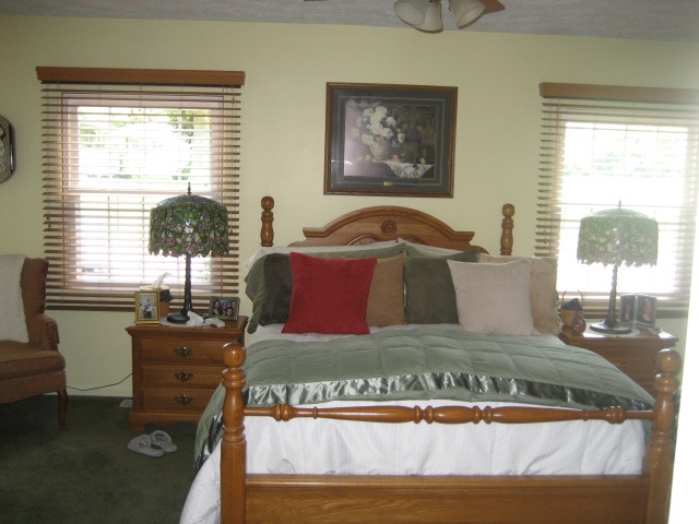 1187 E Commons Dr, Bloomington, IN 47401 photo 10