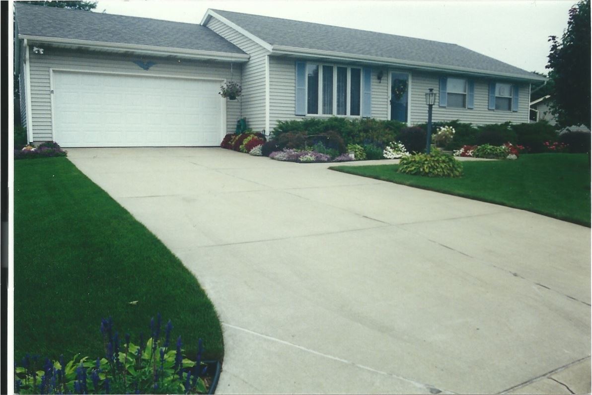 51189 W Brandychase, Granger, IN 46530 photo 1