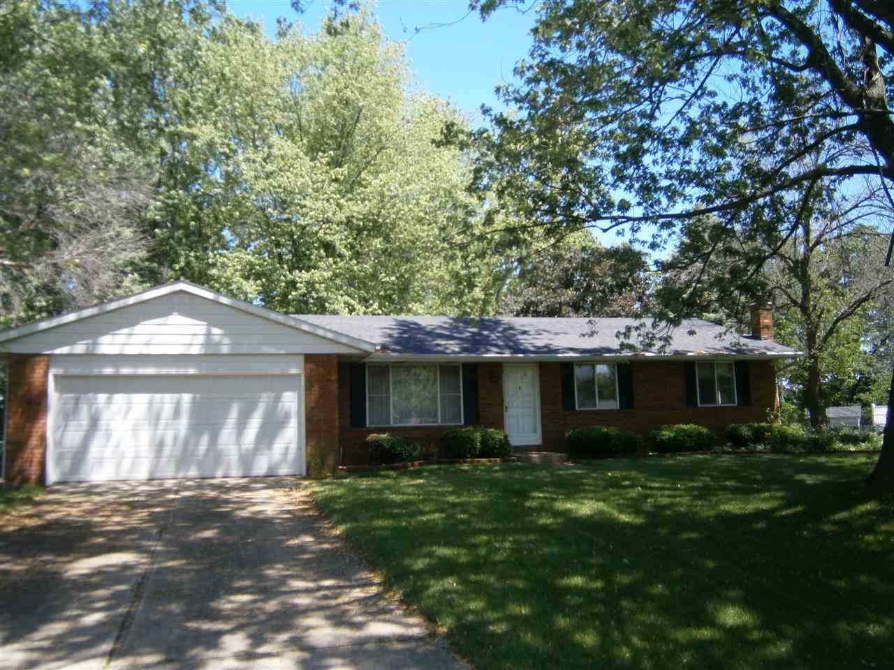 22137 Woodside Dr, Bristol, IN 46507 photo 1