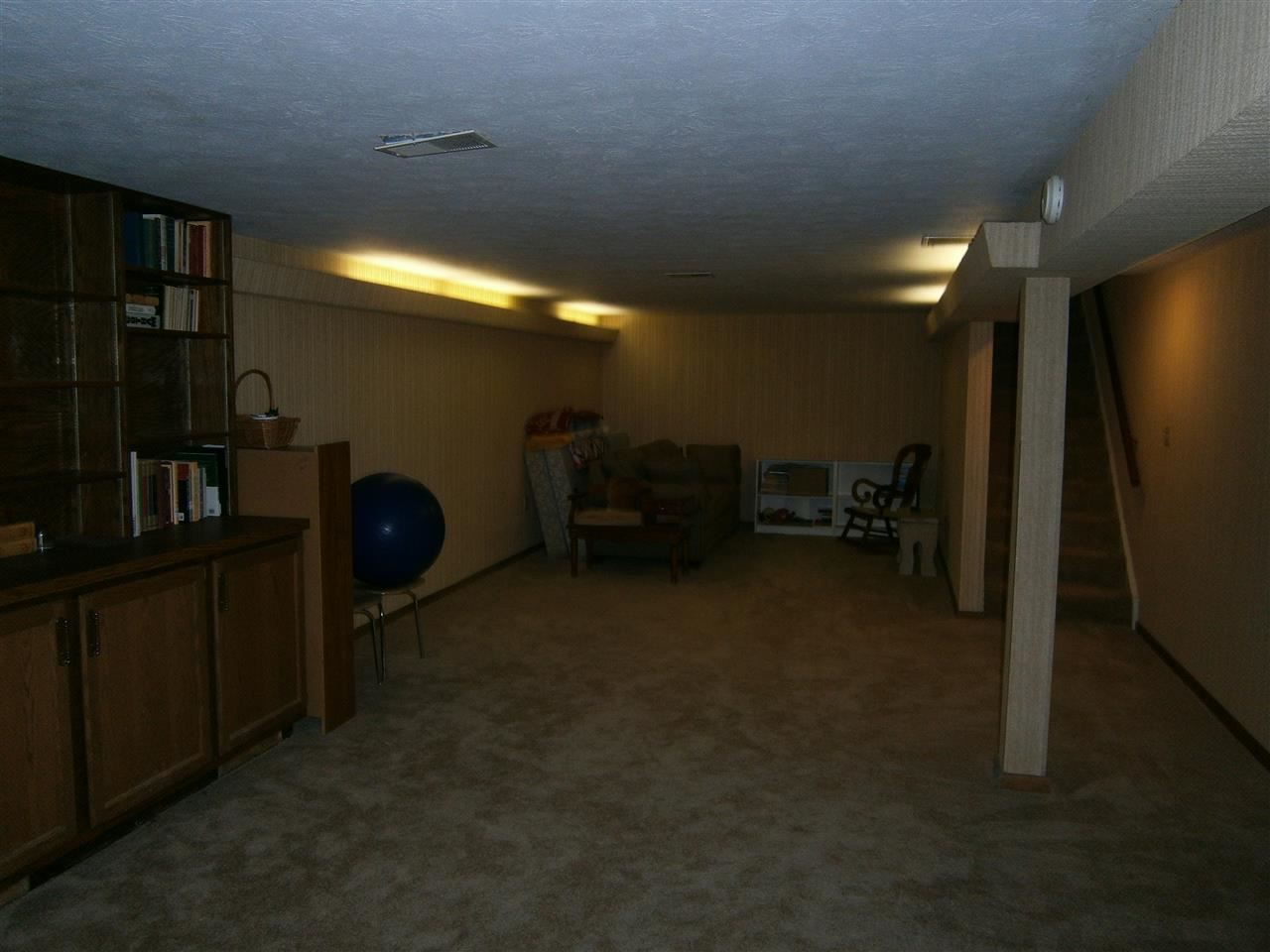22137 Woodside Dr, Bristol, IN 46507 photo 9