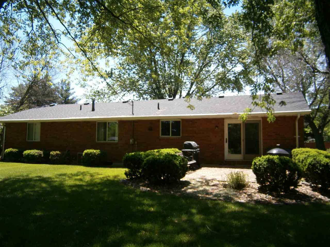 22137 Woodside Dr, Bristol, IN 46507 photo 3