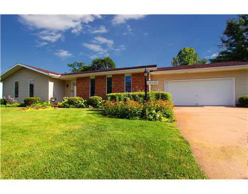 13540 Old Creek Ct, Mishawaka, IN 46545 photo 1