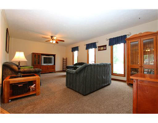 13540 Old Creek Ct, Mishawaka, IN 46545 photo 3