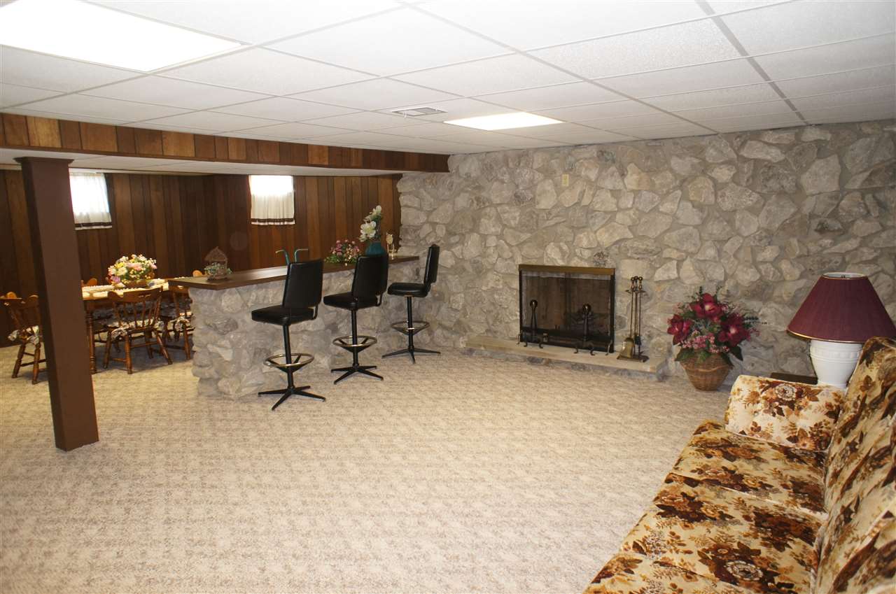 3314 Bittersweet Dr, Jasper, IN 47546 photo 4