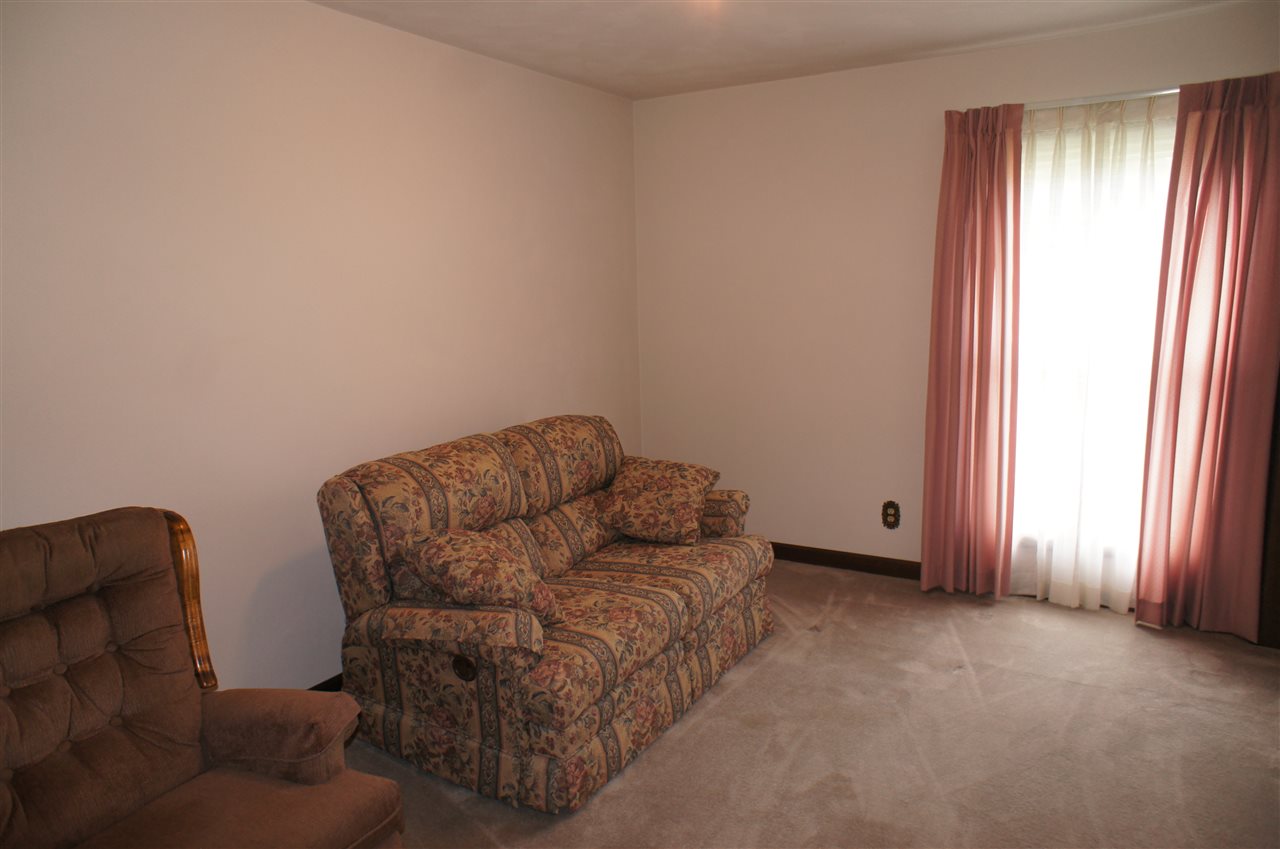 3314 Bittersweet Dr, Jasper, IN 47546 photo 9