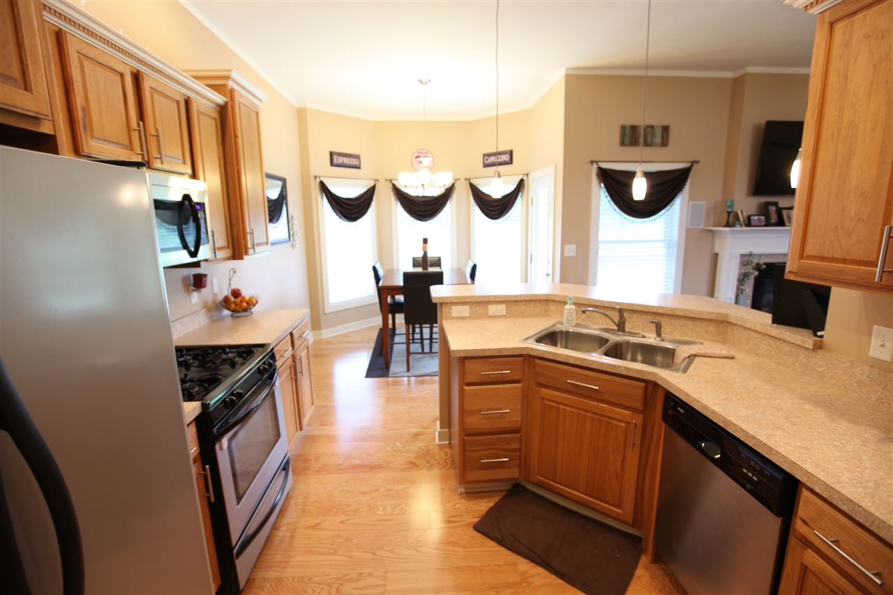 30025 Quail Pointe Dr, Granger, IN 46530 photo 4