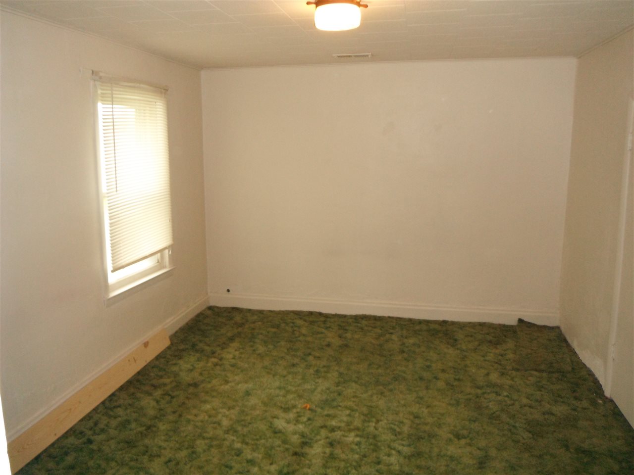 321 North St, Windfall, IN 46076 photo 8