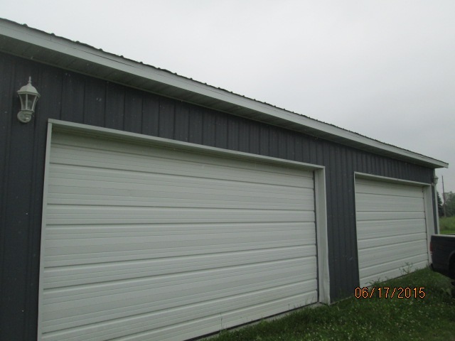 9104 Yoder Rd, Yoder, IN 46798 photo 2