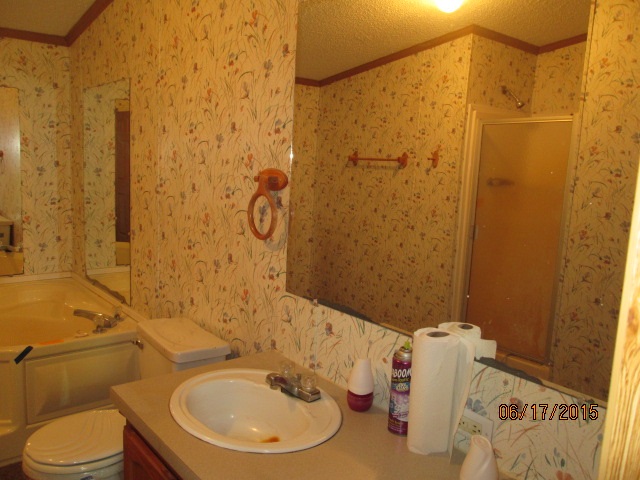9104 Yoder Rd, Yoder, IN 46798 photo 5