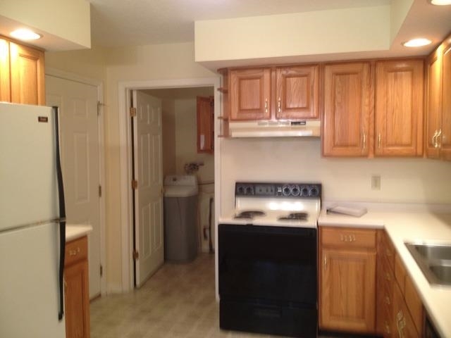 1621 S Patriot Dr, Yorktown, IN 47396 photo 8