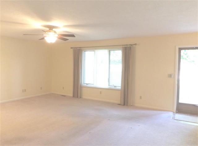 1621 S Patriot Dr, Yorktown, IN 47396 photo 2