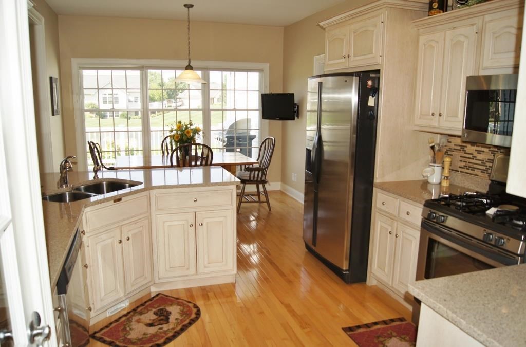 2676 Liberty Dr, Winona Lake, IN 46590 photo 4