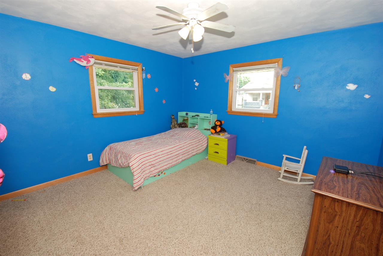 405 E 15th St, Jasper, IN 47546 photo 7