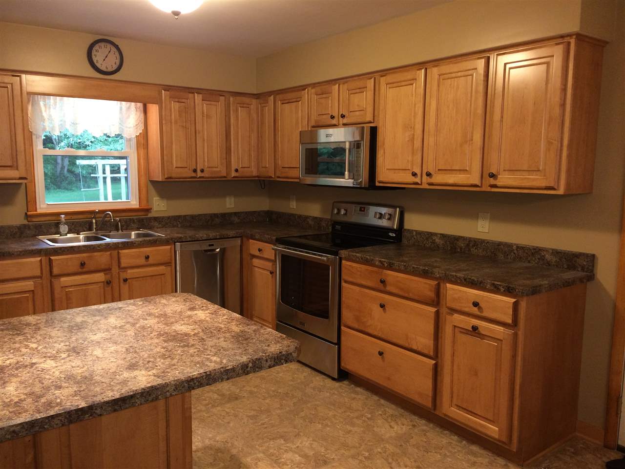 9104 E State Road 64, Velpen, IN 47590 photo 2