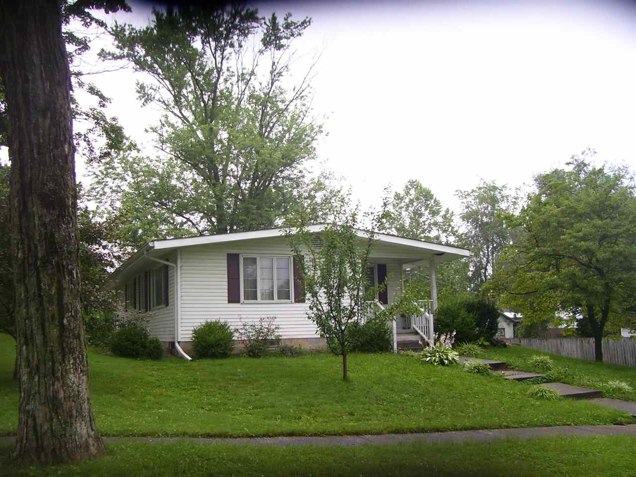 555 S 7th St, Mitchell, IN 47446 photo 1
