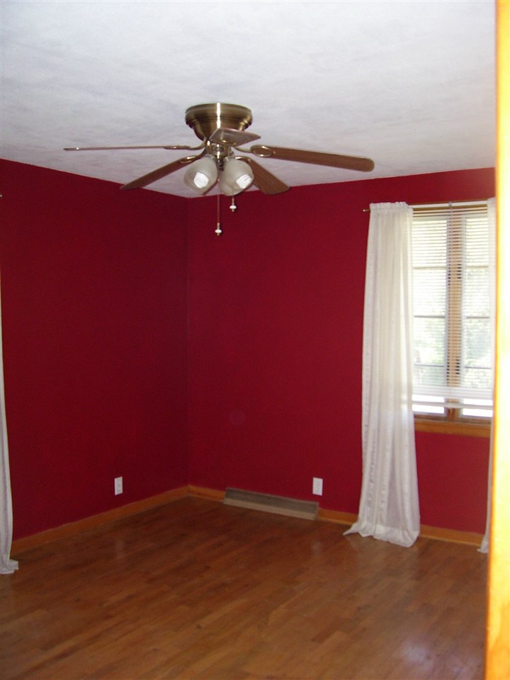 555 S 7th St, Mitchell, IN 47446 photo 11
