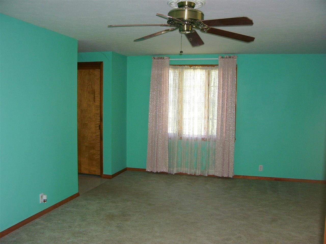 555 S 7th St, Mitchell, IN 47446 photo 7