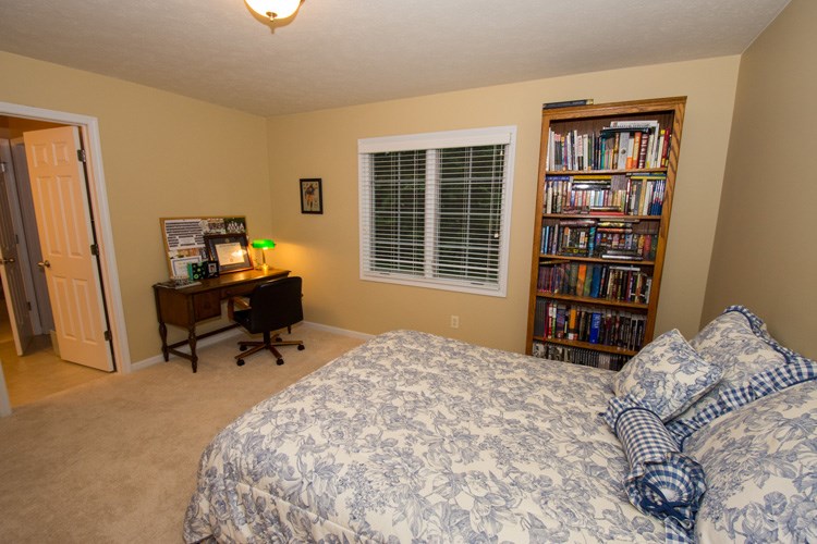 13906 Hearthside Dr, Granger, IN 46530 photo 21