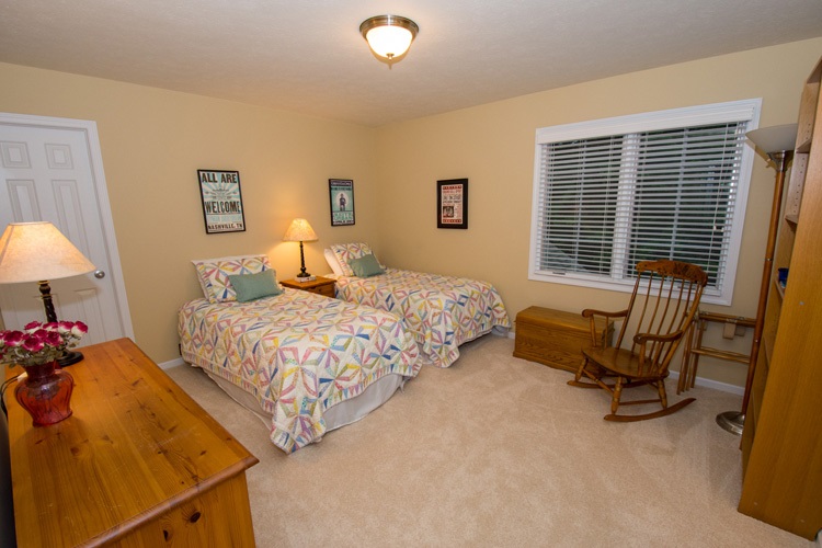 13906 Hearthside Dr, Granger, IN 46530 photo 23