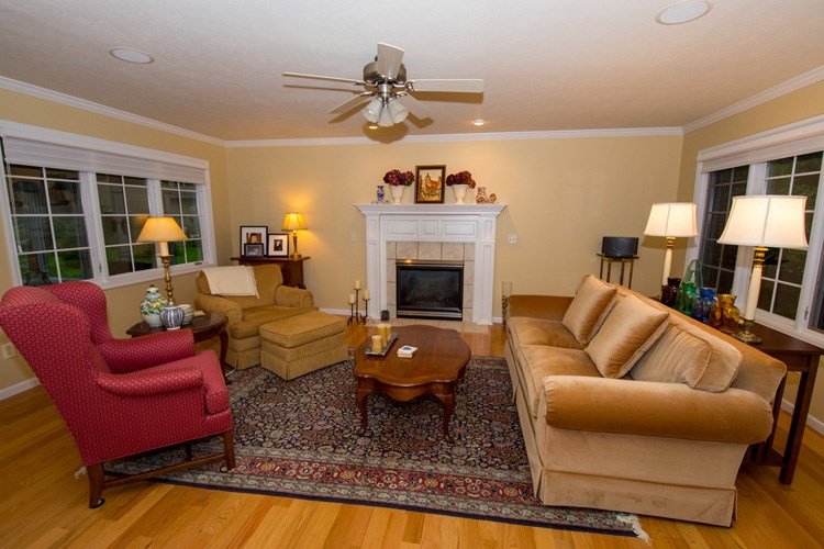 13906 Hearthside Dr, Granger, IN 46530 photo 3