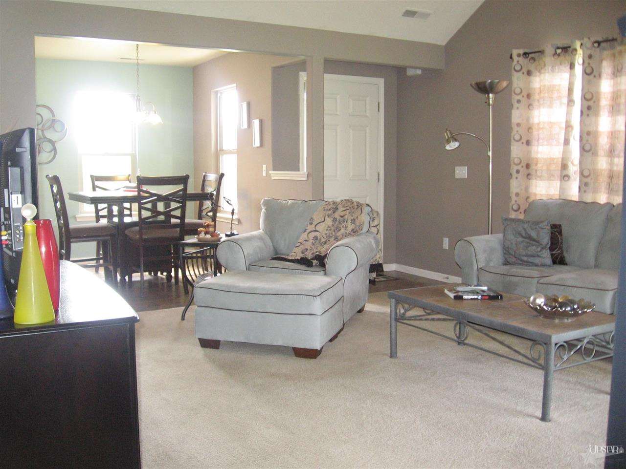 264 S Pumpkin Ridge Ct, Columbia City, IN 46725 photo 6