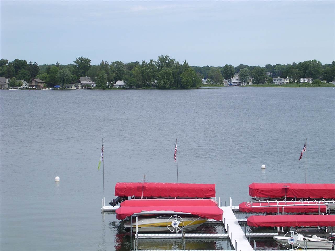 9042 E Hatchery Rd UNIT 7, Syracuse, IN 46567 photo 2