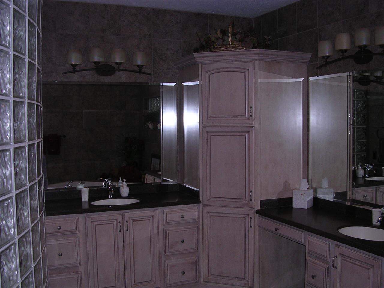 9042 E Hatchery Rd UNIT 7, Syracuse, IN 46567 photo 13