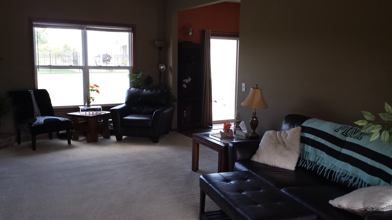10116 Privet Dr, Fort Wayne, IN 46835 photo 5