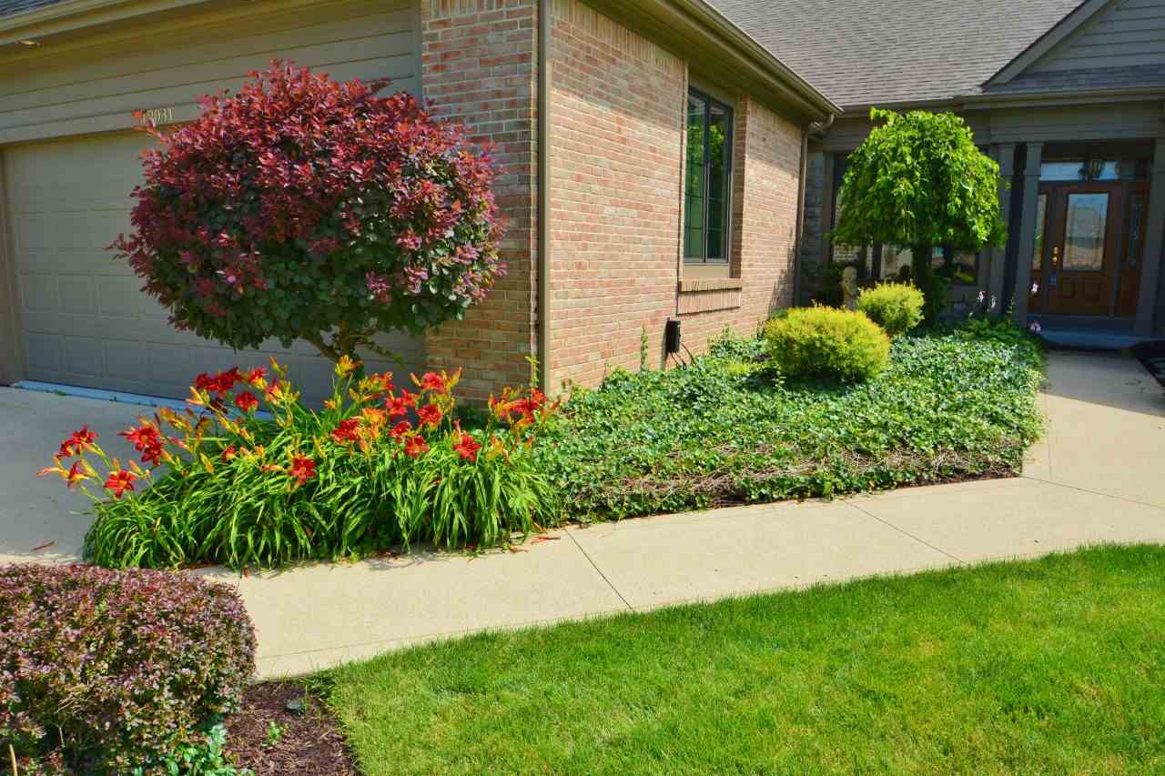 12031 Sycamore Lakes Ct, Fort Wayne, IN 46814 photo 2