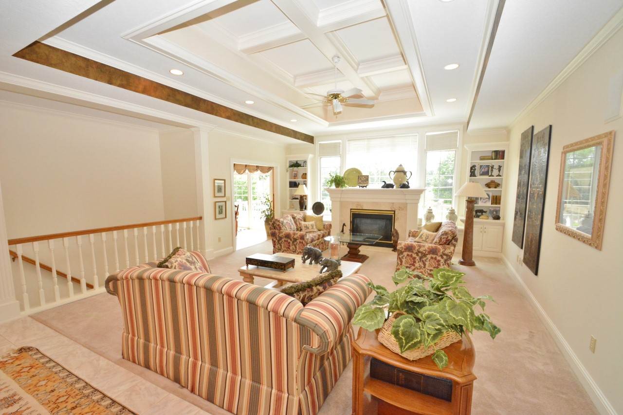 12031 Sycamore Lakes Ct, Fort Wayne, IN 46814 photo 5