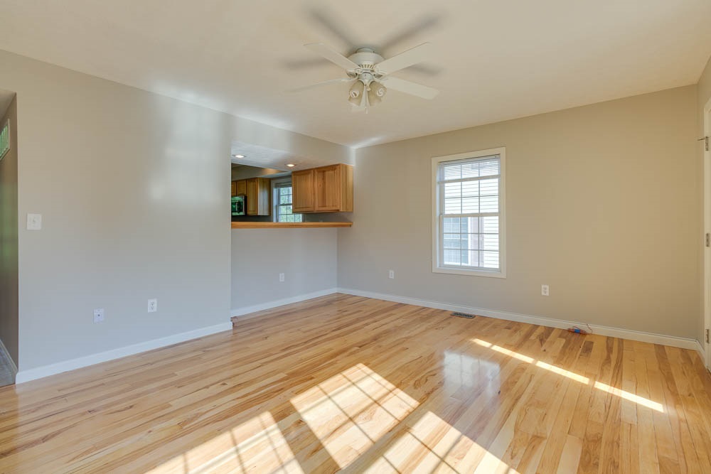 1354 S Cobble Creek Cir, Bloomington, IN 47401 photo 4