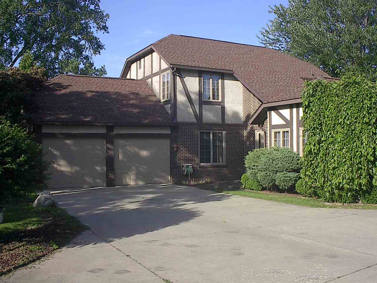 1220 S Wayne St, Waterloo, IN 46793 photo 1