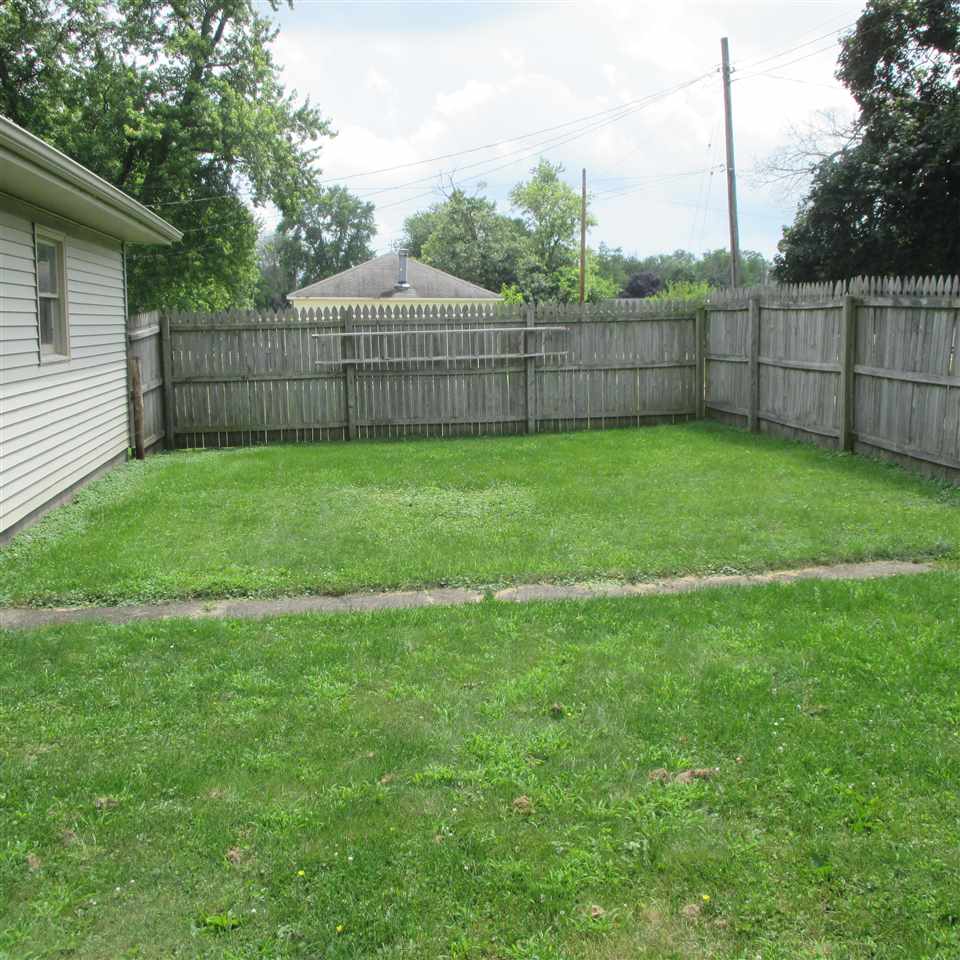 306 N Arch St, Monon, IN 47959 photo 12