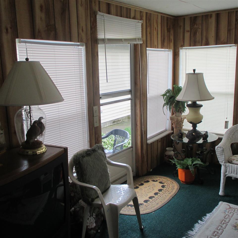 306 N Arch St, Monon, IN 47959 photo 10