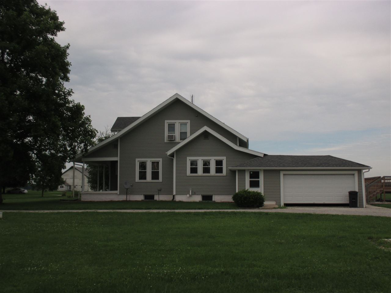 2613 W 300 S, Huntington, IN 46750 photo 1