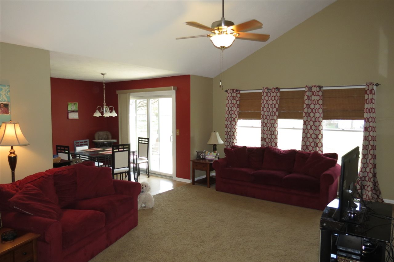 22822 Arbor Pointe Dr, South Bend, IN 46628 photo 3