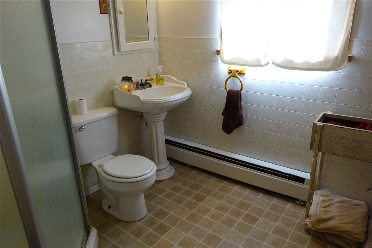 202 N Johnson St, Akron, IN 46910 photo 10