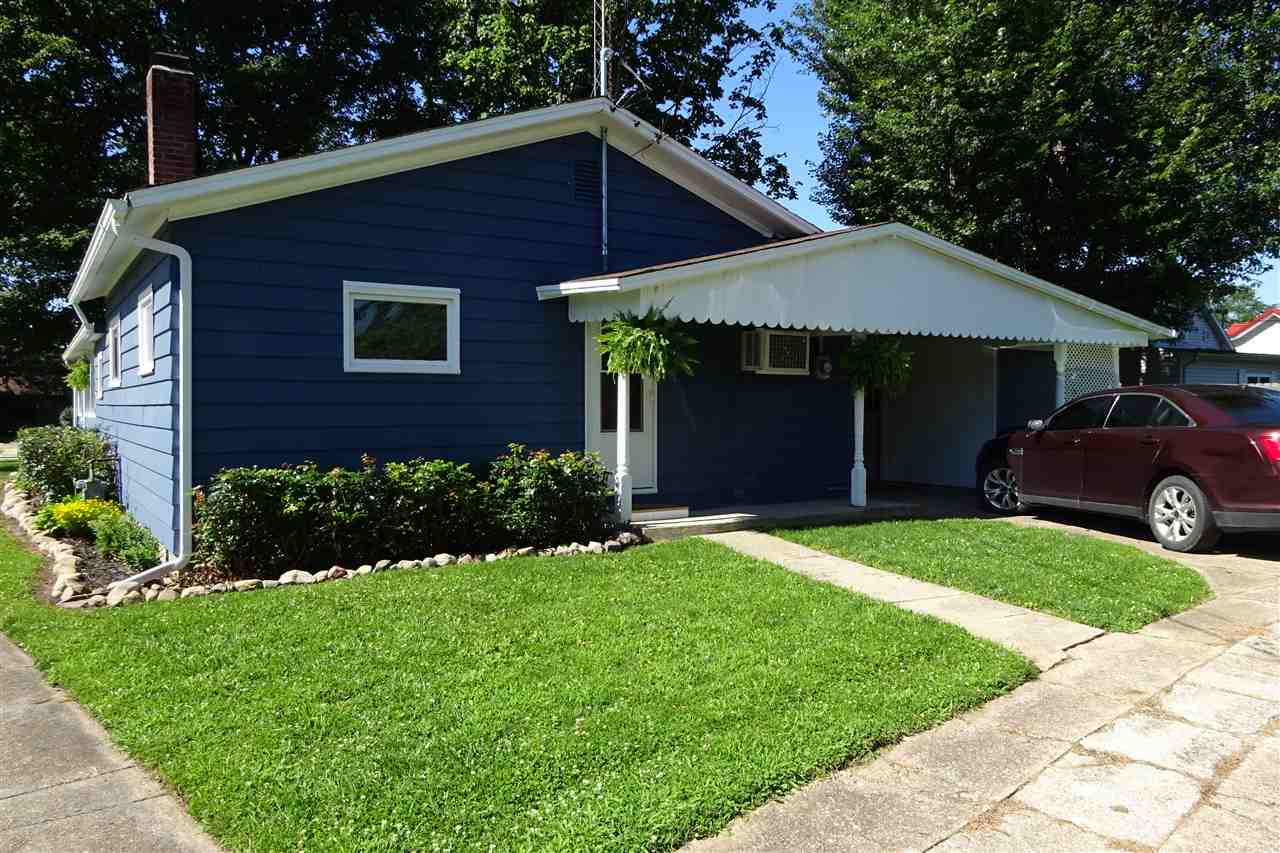 202 N Johnson St, Akron, IN 46910 photo 16