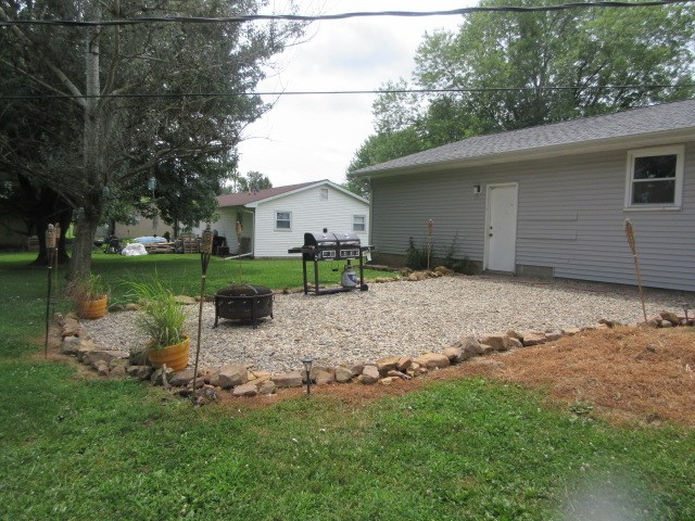 16 Cindy Kay Dr, Washington, IN 47501 photo 6