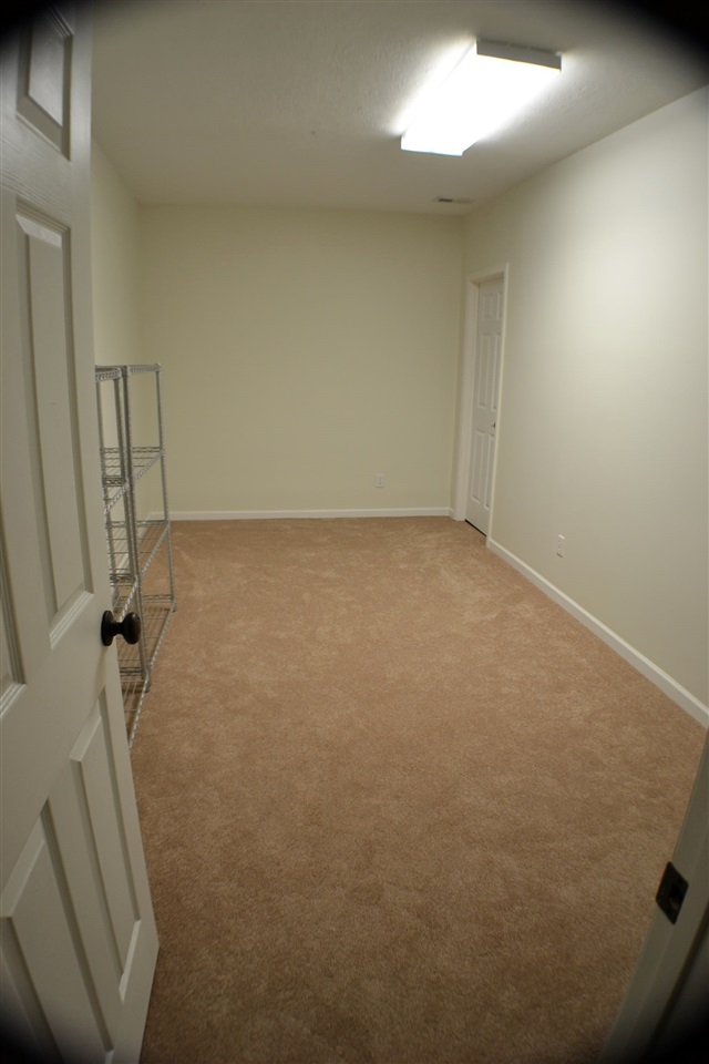 1915 E Cheyanne Ln, Bloomington, IN 47401 photo 12