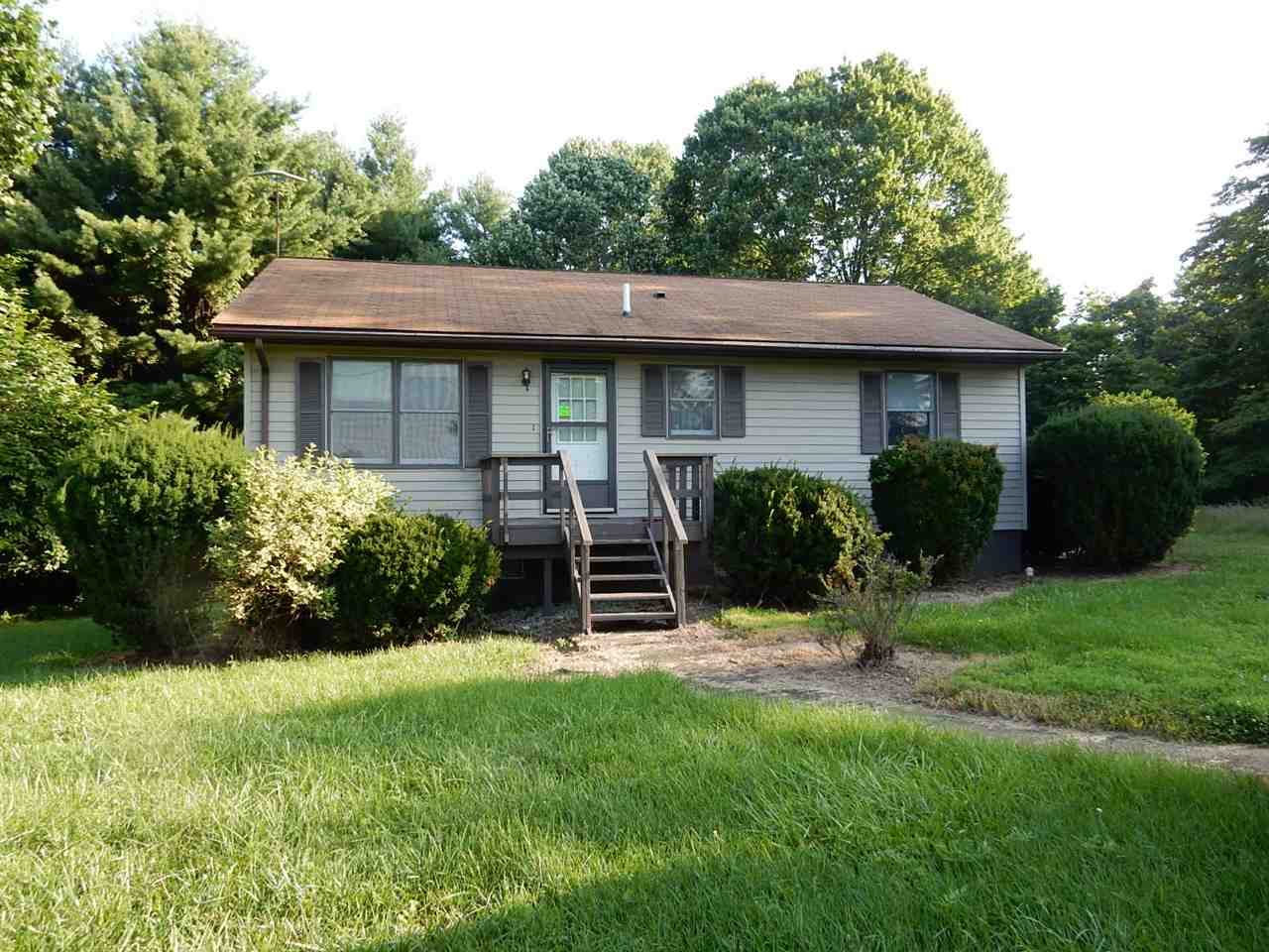 10891 E Mcville Rd, Solsberry, IN 47459 photo 1