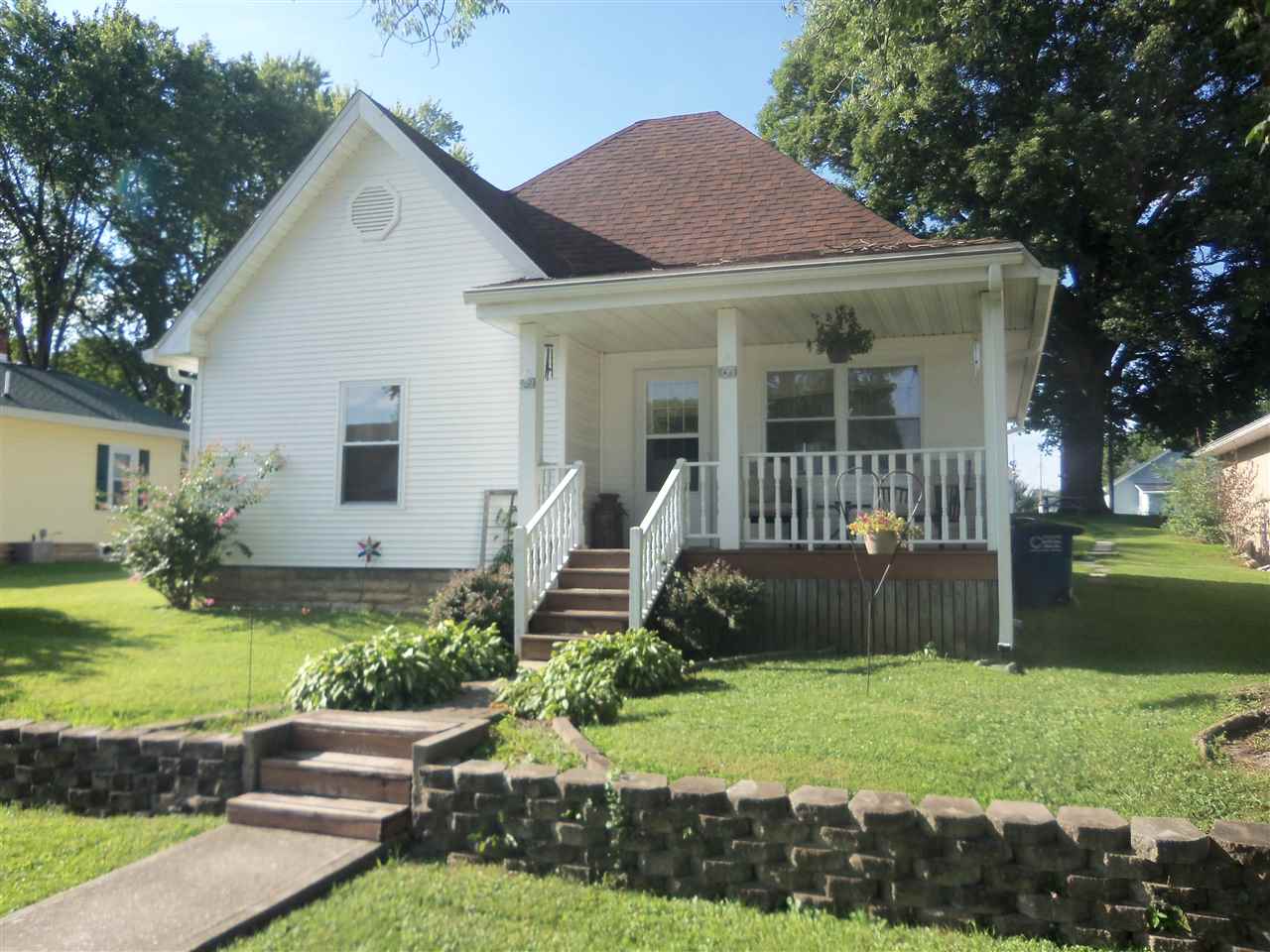 1315 3rd St, Bedford, IN 47421 photo 1