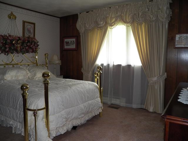 501 E Spring St, Middlebury, IN 46540 photo 17
